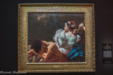<center>Giambattista Piazzetta</center>Venise. 1683 - 1754
Judith et Holopherne, vers 1720
Probablement la première version d’un sujet plusieurs fois repris par l’artiste, cette composition placée dans un poignant clair-obscur évoque l’influence de Johann Liss sur la formation de Piazzetta. Le sujet, Judith décapitant le général Holopherne pour sauver son peuple, a une tonalité fortement politique. L’œuvre pourrait avoir été exécutée au moment du siège de Corfou opposant de façon dramatique la République de Venise et l’Empire ottoman, dont le maréchal Schulenburg sort vainqueur en 1716. C’est à l’occasion de cette victoire que Vivaldi compose l’oratorio Juditta Triumphans, joué en grande cérémonie à l’Ospedale della Pietà. Huile sur toile.