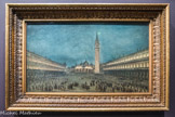 <center>Francesco Guardi </center>Venise, 1712 - 1793 Procession nocturne sur la Piazza San Marco, vers 1755
Cette vue nocturne est l’une des premières vedute peintes par Guardi. On y distingue la procession du Saint-Sacrement, le vendredi saint.
Huile sur toile