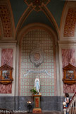 <center>Castres. Église Notre-Dame-de-la-Platé.</center>Une Vierge de Lourdes.