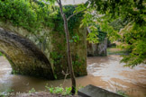 <center>Monestiès. </center>Le pont de Candéze, XIIe-XIIIe siècle. 
Le pont se caractérise par ses trois arches en arc brisé. Il fut restauré à plusieurs reprises depuis le 18e siècle.