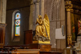 <center>Gaillac</center>L’église Saint-Pierre. Le chœur. Les deux anges en bois doré.