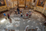<center>Villefranche-de-Rouergue </center>Ancienne chapelle des Pénitents noirs. La chapelle est de plan centré, comme le Saint Sépulcre. Le centre du dallage forme un carré, symbole de la création divine. Dans ce carré est figurée une croix.