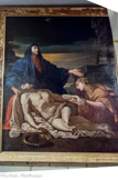 <center>Navarrenx</center>Tableau offert par l'empereur. Pietà : Adèle de Kercado d’après L. Carrache 1850. On pense que Marie de Magdala figure sur le tableau, soutenant le bras de Jésus. Les trois énormes clous ensanglantés rappellent le supplice de la crucifixion, à côté, l’éponge dans le récipient de vinaigre.