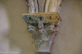 <center>Lescar</center>La cathédrale Notre-Dame. Un chapiteau des fenêtres.