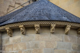 <center>Lescar</center>La cathédrale Notre-Dame. Deuxième à gauche : uu  pêcheur dans une barque.
