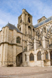 <center>La Cathédrale </center> Façade sud, arrière de la tour sourde et de son pilier butant.