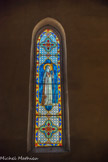 <center>Louhans </center>Les vitraux représentent successivement sainte Thérèse d'Avila (?),