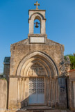 <center<Oratoire du Catéchumène. </center>  Son origine remonte au XIIIe siècle mais il fut abondamment restauré au XIXe siècle par les soins du curé de Ligugé et de Mgr Pie, quelques années avant le retour des moines. Il se trouve à l'endroit où saint Martin aurait ressuscité un catéchumène.