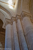 <center>Abbaye de Nouaillé-Maupertuis. </center> Chapiteaux historiés ornés de diverses scènes du Nouveau Testament.