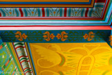 <center>Le château Laurens</center>L’oiseau n’est manifestement pas un vautour comme leur modèle égyptien, mais un flamant rose, avec son bec crochu, un très long cou et des pattes palmées. Le bestiaire Art nouveau les a régulièrement et fréquemment utilisés , l’Égypte ancienne très peu.