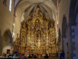 <center>Église Santa Maria de Cadaqués. </center>Retable de l'église Santa Maria de Cadaqués (par Pau Costa 1665-1727), dédié à Notre-Dame de l’Espérance, de style baroque.  Il est présidé par une sculpture de la Virgen de la Esperanza, avec plusieurs scènes de la vie de Marie autour, et couronné par celle de saint Thomas. Le socle arbore les images de sainte Barbara, sainte Rita, saint Pierre et saint Paul, tandis que les côtés sont occupés par les quatre Évangélistes.