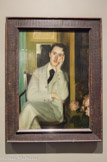 Portrait d'André Gide ou André Gide à 21 ans. JACQUES EMILE BLANCHE (1861-1942). Huile sur toile, Ca 1890
Né dans une famille aisée» Jacques Emile Blanche découvre la peinture grâce à son mentor Edmond Maître qui l'emmène è partir de 1870 dans les ateliers d'Edouard Manet et d'Henri Fantin-Latour. Le peintre acquiert rapidement une réputation pour ses portraits. En 1882, il entreprend un voyage en Espagne, découvre la peinture espagnole qui l'impressionne fortement. Il brossera les portraits de nombreuses personnalités, souvent devenus des amis dont Marcel Proust, Maurice Barrès, Jean Cocteau et André Gide.
Blanche rencontre l'écrivain André Gide (1869 -1951) vers 1890, probablement à un dîner chez la princesse Ouroussof, épouse de l'ambassadeur de Russie, boulevard Haussmann. Leur amitié fut souvent houleuse mais de très longue durée (leur correspondance débute en 1891 et s'achève en 1939). Blanche réalise en tout trois portraits de son ami dont le présent, auquel le peintre lui-même donne le titre de André Gide à vingt-et-un ans.