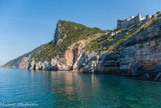 <center>Portovenere.</center> Grotte de Byron. Le château des Doria.