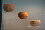 <center>Musée archéologique.</center>  Coupes avec décorations 
