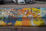<center>Le banc </center>Carbone Zinaï, 2019. <br> Paola Cervoni pour les évènements : Euromed's cup et Pop in the City, 2019. C'est un Livre photo Marseille Mosaïque réservé aux personnes habitant Marseille.
