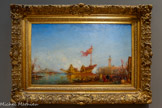 <center>Le Bucentaure</center>Félix Ziem
Beaune, 1821 - Paris, 1911
Huile sur toile.
Le premier voyage de Ziem à Venise remonte à 1842. Pendant quarante ans, il y reviendra très régulièrement faisant de la ville une de ses sources majeures d’inspiration. La Venise de Ziem est principalement celle du temps de Titien ou du carnaval. Les lieux les plus fameux de Venise, le Grand Canal, la place Saint-Marc sont peints dans des atmosphères lumineuses changeantes, indifférentes au réalisme de la couleur, sous les influences conjuguées du Lorrain et de Turner.
Le Bucentaure était une galère de parade utilisée à Venise, le jour de l’Ascension, pour célébrer le mariage du doge et de la mer. Elle fut brûlée en 1798 par les troupes françaises qui occupaient Venise. Le bateau devient au XIXe siècle, le symbole mélancolique de la gloire de Venise à jamais disparue.