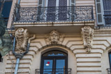 Le n°28.