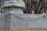 <center>Fontaine des Danaïdes.</center> Fontaine des Danaïdes. Le financement conjoint du monument rend obligatoire la présence d’un membre du gouvernement à la cérémonie inaugurale. Or, les élus marseillais s’avèrent incapables de réunir les officiels requis. Le 19 septembre 1913, le maire Amable Chanot écrit une nouvelle fois au malheureux artiste : « Le séjour de M. Poincaré à Marseille sera de trop courte durée pour qu’on puisse espéré qu’il y soit ajouté l’inauguration de la fontaine des Danaïdes. » Ainsi, le seul monument public érigé par la Ville à cette époque-là est-il également le seul à n’avoir jamais connu de consécration.