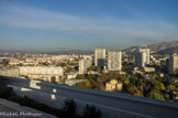 <center>La Cité Radieuse.</center> Le toit terrasse. Vue coté est, avec la bastide la Magalone.