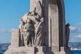 <center></center><center>Monument aux Morts de l'armée d'Orient et des terres lointaines.</center>Les soldats et les marins de l'armée d'Orient. Une victoire amène le cortège des combattants. L'intradosest  orné de palmes, avec, de ce côté, l'incription 