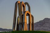 <center></center><center>Les plages du Prado.</center> Les sept portes de Jérusalem ou les sept portes de l'Orient, de David Soussana, peintre, sculpteur, architecte, directeur de la galerie municipale et conseiller du maire de Jérusalem, Chevalier des Arts et des Lettres, il a également été consul général d’Israël à Monaco et à Marseille. C’est d’ailleurs à Marseille qu’il a créé le premier institut culturel d’Israël en France.