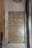 <center>Notre-Dame de la Galline</center>Hommage de reconnaissance à Notre-Dame de la Nerthe, inscription qui veut perpétuer l'action de grâce des ex-voto (aujourd'hui perdus ou détruits) qui ont garni les murs de cette chapelle au cours des ans. Salve Regina. 8 septembre 1988.