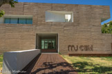 <center>Réserves du MuCEM.</center> Au Centre de conservation et de ressources (CCR), un « appartement témoin » de 800 m2 propose un échantillonnage des collections conservées dans différents types de mobilier, en proposant dans ce lieu des objets dans différents matériaux, de différentes époques, origines géographiques, types, dimensions.