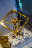 <center>17 Quarré géométrique</center>