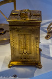 <center>16 Nécessaire à dessin</center>
