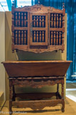 <center>Panetière</center>Provence 1850-1900. Bois, fer. MuCEM