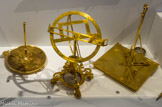 <center>Instruments de mesure</center>6 Instrument topographique ? 
7 Cercle équatorial à équinoxal 
8 Cercle entier