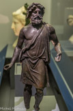 <center>Statue de Vulcain</center>Uriage, Isère, France Empire romain, Ier siècle apr. J.-C. Bronze
Collection des Musées d'art et d'histoire de la Ville de Genève <br>
Vulcain est aux Romains ce qu'Héphaïstos est aux Grecs, le dieu du feu et de la forge.