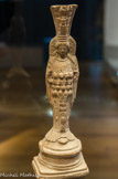 <center>Statuette d'Artémis d'Éphèse</center>Asie Mineure, actuelle Turquie. Empire romain. Terre cuite
Collection des Musées d'art et d'histoire de la Ville de Genève
Ier siècle av. J.-C. - IIIe siècle apr. J.-C. <br>
Des figurines d'Artémis d'Éphèse ont été découvertes sur différents sites de Méditerranée orientale.