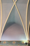 <center>Foyer Jean-François Régis. </center>La structure en arcs du plafond.