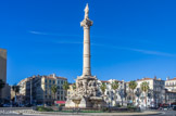 <center>Place Castellane</center>La construction de ce monument débute en 1908 et il fut inauguré en novembre 1911. La structure de la fontaine et le programme sculpté ont été décidés par Cantini. Une allégorie de Marseille couronne une colonne monumentale dont le socle est décoré de quatre groupes sculptés évoquant «la source ou l'Huveaune», «Le torrent ou la Durance», «Le fleuve ou le Rhône», et «La mer ou Amphitrite». Ces sculptures sont un prétexte pour André Allar afin de rendre hommage à des sculpteurs célèbres.