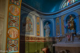 <center>L'église Saint-Denys.</center>La couronnement de la Vierge, sainte Marie Jacobé. Sur le pilier : présentation de Marie au Temple, la Visitation.