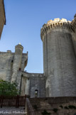 <center>Le château du roi René</center>Tour de l'Horloge et à gauche, Tour d'escalier du chemin de ronde.