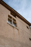 <center>Le Revest-les-Eaux.</center>Fenêtre à meneaux de la rue de la Tour .