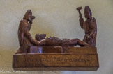 <center>Notre-Dame de Grâces. </center>Le chemin de croix, réalisé en bois, est l'œuvre d'un artiste malgache.