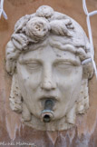 <center>Cotignac</center>La fontaine des Quatre Saisons. Le printemps.