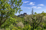 La région fut habitée par les peuplades Celto-ligures (plusieurs siècles avant notre ère), puis les templiers créèrent une léproserie dans les gorges du Destel.
Sur les vestiges d’une tour grecque en ruine, les romains y construisirent un oppidum. Le village fut détruit plusieurs fois par l’invasion de Sarazins, les habitants ont donc commencé à construire le château féodal au Xème siècle.
St Louis séjourna à Evenos au retour d’une croisade et Evenos montagne comme on l'appelle aujourd'hui (Nèbre pour les natifs) fut longtemps le chef-lieu de la commune qui regroupe aujourd’hui encore Evenos montagne,  le hameau du Broussan blotti dans sa cuvette et le hameau de Sainte Anne, dans la plaine qui ouvre sur le Beausset et par où passe la route nationale de Toulon à Marseille, autrefois route royale qui pour ces raisons, deviendra le centre administratif de la commune moderne.