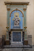 <center>Lorgues</center>A gauche de l'entrée. L'archange Raphaël  conseille à Tobie de prendre le poisson qui va guérir de sa cécité son père, et Sara, sa future femme, tourmentée par sept démons. Encadrant la porte, l'archange Raphaël.