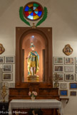 <center>L’ermitage de Saint-Ferréol</center>A gauche de l'entrée. L'archange Raphaël  conseille à Tobie de prendre le poisson qui va guérir de sa cécité son père, et Sara, sa future femme, tourmentée par sept démons. Encadrant la porte, l'archange Raphaël.
