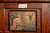 <center>L’ermitage de Saint-Ferréol</center>A gauche de l'entrée. L'archange Raphaël  conseille à Tobie de prendre le poisson qui va guérir de sa cécité son père, et Sara, sa future femme, tourmentée par sept démons. Encadrant la porte, l'archange Raphaël.