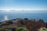 <center>Pointe de la Cride</center>L'île du Gaou, les îles des Embiez, le Grand Rouveau, les Magnons.