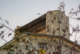 <center>Séchoir à l'air libre.</center>Séchoir pour les fruits et légumes. En 1131, sur la place avait lieu un marché hebdomadaire, en 1517 il y en avait 3 par semaine.