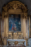 <center>La Collégiale Notre-Dame-des-Anges</center>Chapelle de la chaire ou de la congrégation des filles. Le retable vient de la chapelle du couvent des Ursulines. Au centre du retable la Présentation de Jésus au temple, œuvre parisienne de Nicolas Mignard (1665). Statue, la Vierge à l’Enfant. Bois peint (polychrome), doré, 18e siècle. De chaque côté du tabernacle, une paire de bustes-reliquaires représentant deux évêques, 17e siècle.