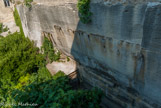 <center>Villeneuve lez Avignon</center> Ancienne carrière des améliers (amandiers) d'où proviennent les pierres du fort et de beaucoup de bâtiments des environs.